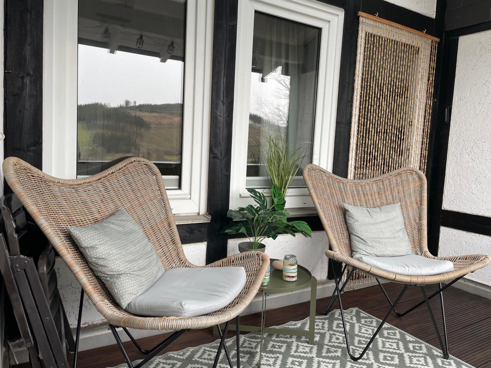 Dorfblick Mit 2 Sz, Wlan, Balkon & Ski- Oder Ebike Keller *